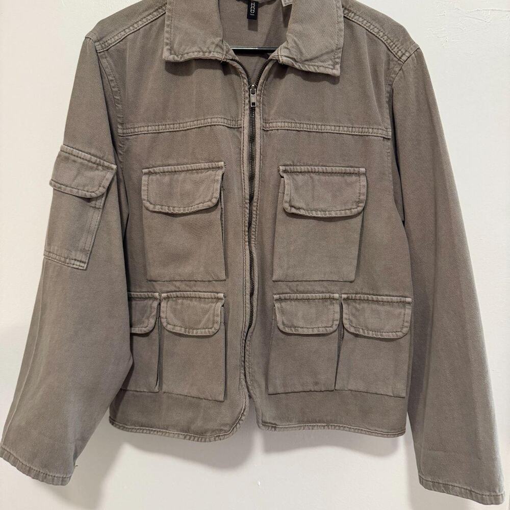 Hm divided faded green multi pocket